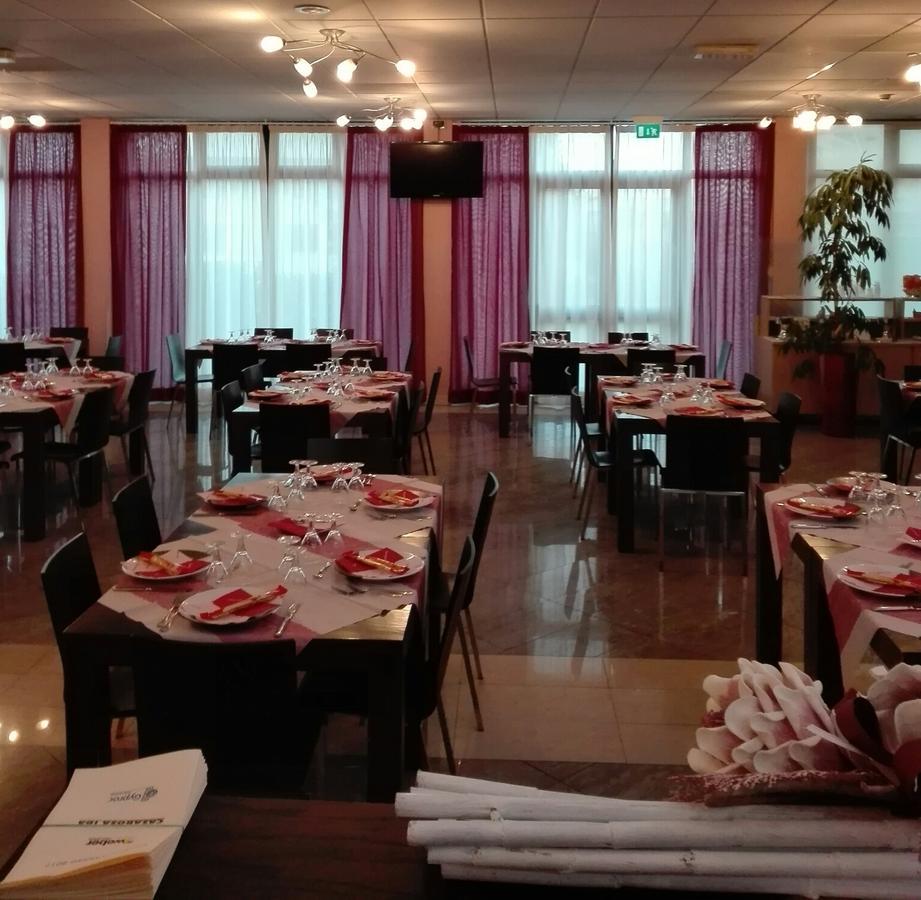 Euro Hotel Кашіна Екстер'єр фото