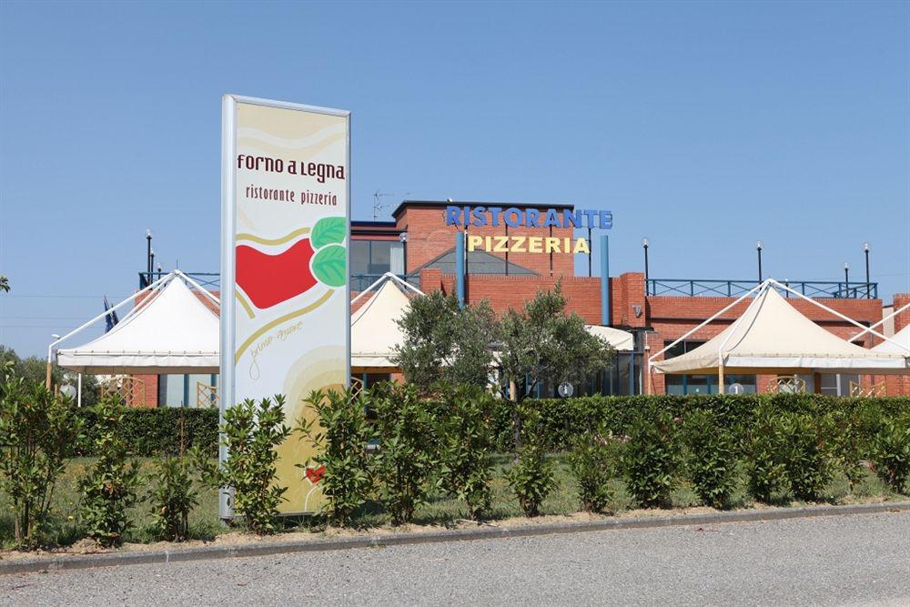 Euro Hotel Кашіна Екстер'єр фото